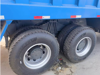 Kipper Sinotruk HOWO 371 6*4 Dump truck: das Bild 2