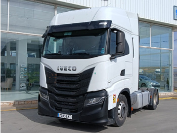 IVECO Sattelzugmaschine