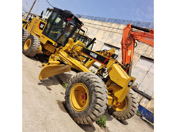 CATERPILLAR 140H Grader