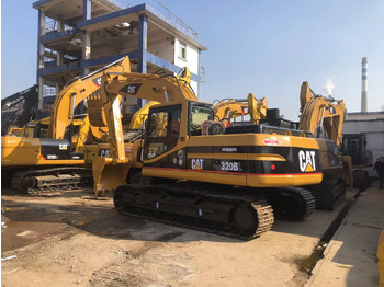 CATERPILLAR 320BL Kettenbagger