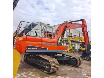 DOOSAN DX300LC-9C Kettenbagger