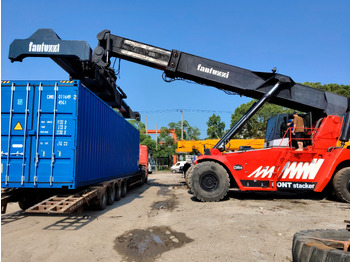 FANTUZZI Reach stacker