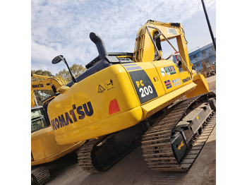KOMATSU PC200-8 Kettenbagger