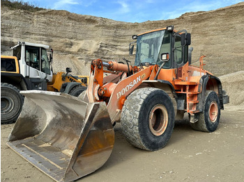 DOOSAN DL300 Radlader