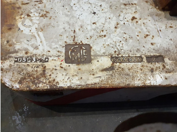 Gegengewicht für Baumaschine Krupp KMK 4080-5110-5120 counterweight 5,8 ton: das Bild 5