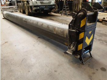 LIEBHERR Ausleger