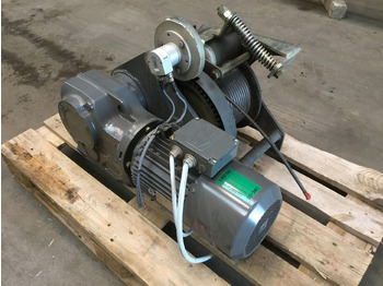 LIEBHERR Ladekran