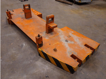 TEREX Gegengewicht