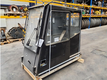 TEREX Fahrerhaus