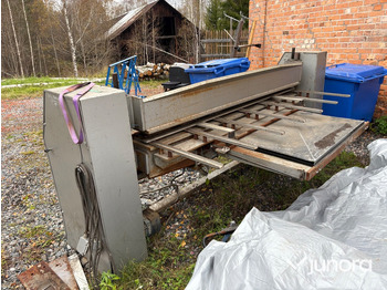 Metallbearbeitungsmaschine