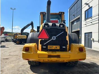 Radlader Volvo L70G vipuohjaus, 3' ja 4' hydr: das Bild 3