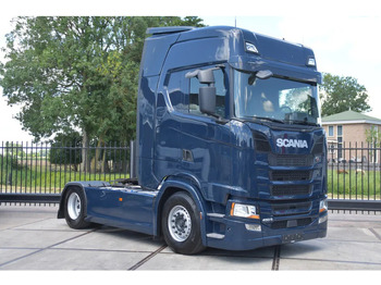 SCANIA S 450 Sattelzugmaschine