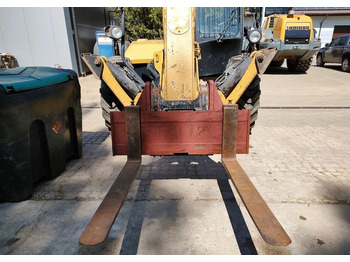 Teleskoplader Caterpillar TH417: das Bild 3