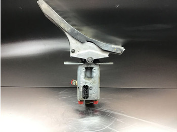 LIEBHERR Pedal