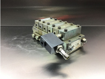 Hydraulik Liebherr R914B / R924 / R924: das Bild 5
