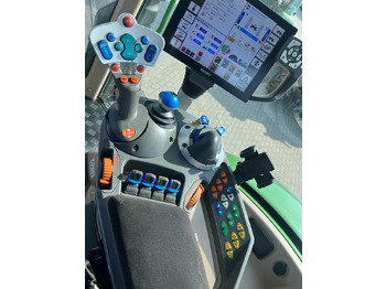 Traktor Fendt 724 Vario: das Bild 3