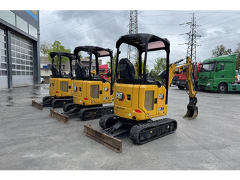 Kettenbagger CATERPILLAR | 3 Stück 301.7CR...: das Bild 3