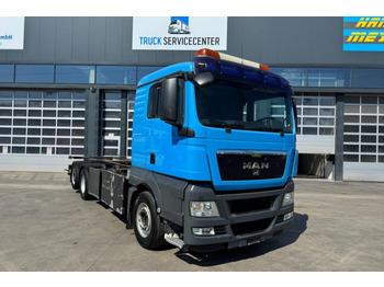 Containerwagen/ Wechselfahrgestell LKW MAN TGX 26.480 6x2 Kompressor: das Bild 3