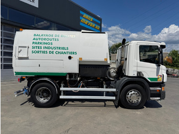 Tankwagen SCANIA P280 4x2 Wassertank: das Bild 4