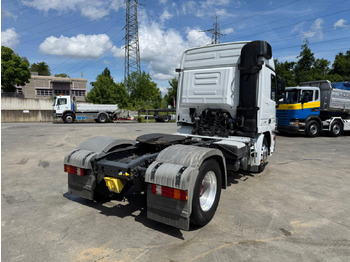Sattelzugmaschine MERCEDES Actros 1848 4x2: das Bild 4