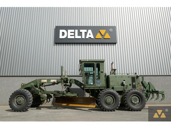 CATERPILLAR Grader