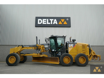 CATERPILLAR 140M Grader