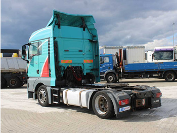 Sattelzugmaschine MAN TGX 18.400, EURO 6, LOW DECK: das Bild 5