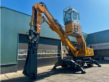 Umschlagbagger Liebherr A 924 C: das Bild 2