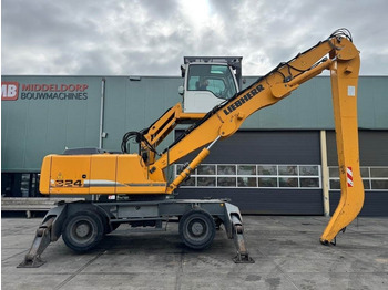 Umschlagbagger Liebherr A 924 C: das Bild 5