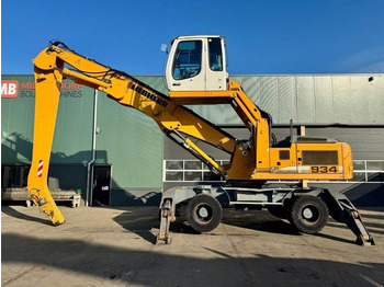 LIEBHERR A 934 Umschlagbagger