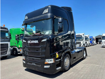 SCANIA R 450 Sattelzugmaschine