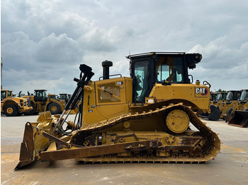 CATERPILLAR D6 Bulldozer
