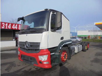 MERCEDES-BENZ Actros Fahrgestell LKW
