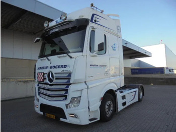 MERCEDES-BENZ Actros 1842 Sattelzugmaschine
