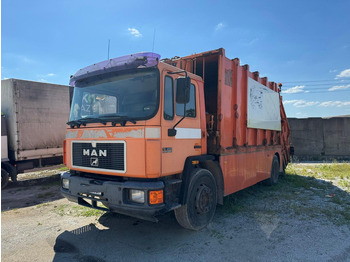MAN Müllwagen