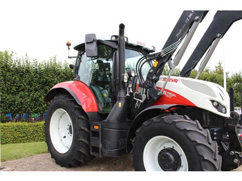 Traktor Steyr 6145 Profi CVT: das Bild 3