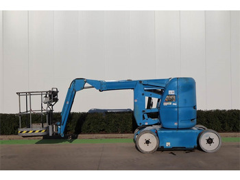 MANITOU Gelenkarmbühne