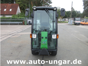 Kommunaltraktor Egholm 2200 T Moduloflex 4x4 Knicklenkung Baujahr 2009 Daihatsu DM950 Diesel: das Bild 2