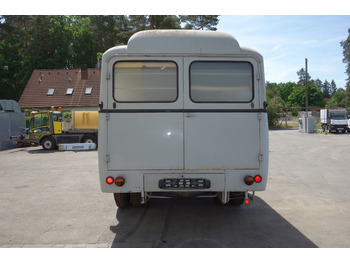 Krankenwagen FORD Ford FK 3500 V8 mit H-Kennzeichen Oldtimer: das Bild 4
