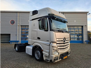 Mercedes-Benz Actros 1842 / NL TRUCK / MEGA / TUV:12-02-2026 / GIGASPACE / ONLY:526303 KM / SMART TACHO / AUTOMATIC / EURO-6 / 2012 - Leasing Mercedes-Benz Actros 1842 / NL TRUCK / MEGA / TUV:12-02-2026 / GIGASPACE / ONLY:526303 KM / SMART TACHO / AUTOMATIC / EURO-6 / 2012: das Bild 2 Mercedes-Benz Actros 1842 / NL TRUCK / MEGA / TUV:12-02-2026 / GIGASPACE / ONLY:526303 KM / SMART TACHO / AUTOMATIC / EURO-6 / 2012 - Leasing Mercedes-Benz Actros 1842 / NL TRUCK / MEGA / TUV:12-02-2026 / GIGASPACE / ONLY:526303 KM / SMART TACHO / AUTOMATIC / EURO-6 / 2012: das Bild 2