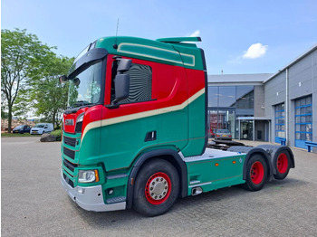 SCANIA R 580 Sattelzugmaschine
