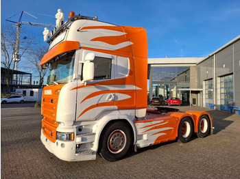 SCANIA R 580 Sattelzugmaschine