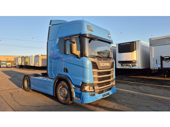 SCANIA R 450 Sattelzugmaschine