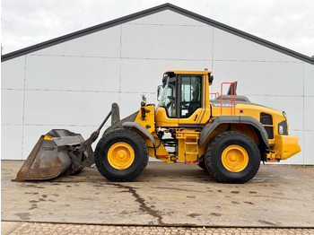 VOLVO L120H Radlader