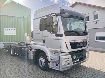 Fahrgestell LKW MAN TGM 12.290 BDF Euro 6 4x2 AHK (37): das Bild 2