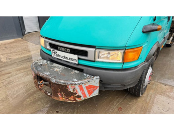 Pritsche Transporter Iveco Daily 65 C15 stake body - Hiab 045-3 - 7.5M: das Bild 2 Pritsche Transporter Iveco Daily 65 C15 stake body - Hiab 045-3 - 7.5M: das Bild 2