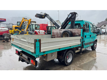 Pritsche Transporter Iveco Daily 65 C15 stake body - Hiab 045-3 - 7.5M: das Bild 4 Pritsche Transporter Iveco Daily 65 C15 stake body - Hiab 045-3 - 7.5M: das Bild 4