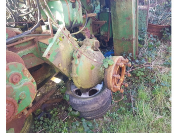 Vorderachse John Deere 5820  Front Axle Hub Lhs Complete: das Bild 2
