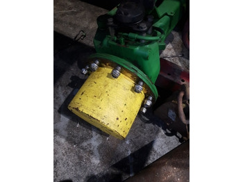 JOHN DEERE Vorderachse