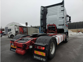 Sattelzugmaschine Volvo FH13 460 euro5 veturi täysilmaj.: das Bild 3